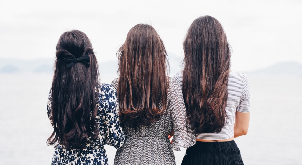 Кокосовое масло на волосы кокосовое масло, способы применения кокосового масла, чтобы волосы были мягкими, кокосовое масло для волос, кокосовое масло на волосы, польза кокосового масла, состав кокосового масла, свойства кокосового масла, как использовать кокосовое масло, чтобы волосы были шелковистыми, что делать чтобы волосы были прямыми, для блеска волос, защитное средство для волос, кокосовое масло в косметологии, ламинирование волос в домашних условиях, ламинировать волосы