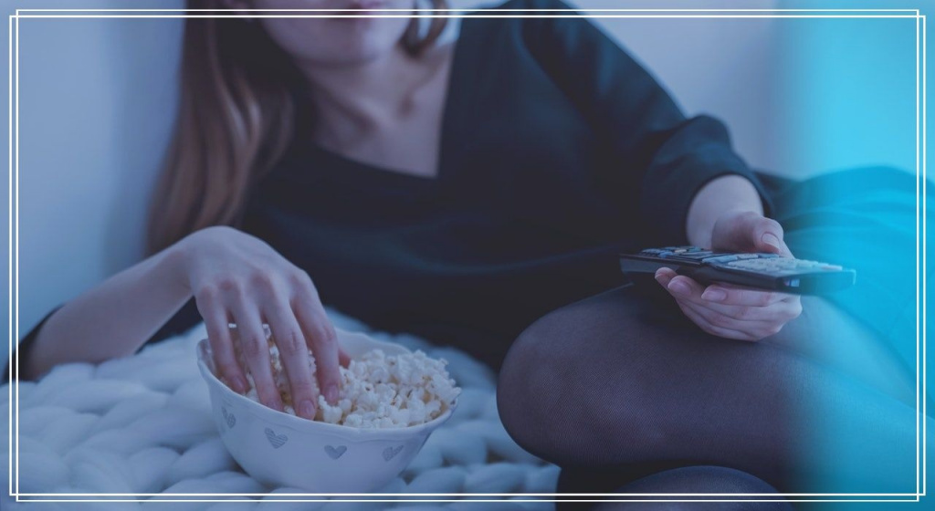 Люди любят попкорн, потому что он напоминает вкус детства Чем вреден попкорн
