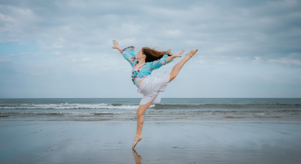 растяжение связок, разрыв связок, растяжение связок лечение, сколько заживает разрыв связок, симптомы растяжения, лечение растяжения