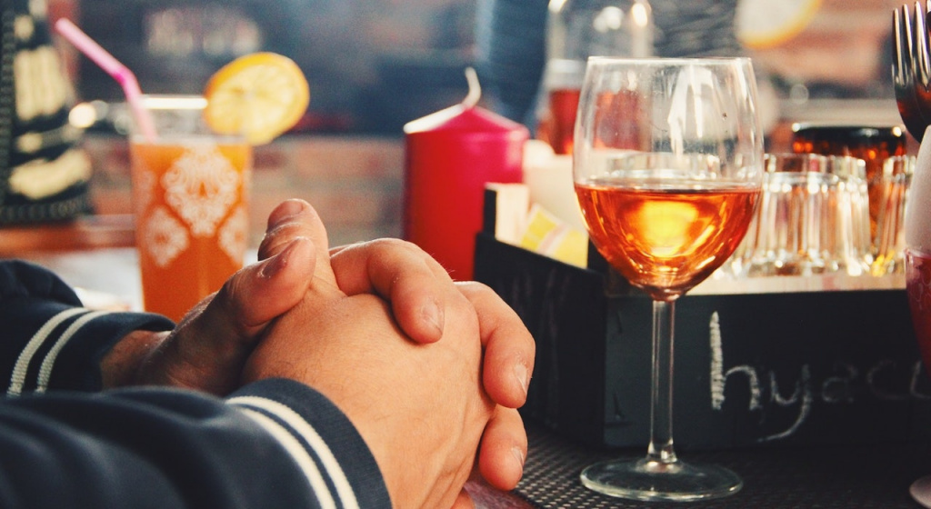 Симптомы похмелья похмелье, похмельный синдром, как избежать похмелья, почему возникает похмелье, как избавиться от похмелья, как пить без похмелья, без похмелья, избежать похмелья, от похмелья, чтобы не было похмелья, как избежать похмелья на утро, таблетка от похмелья, аспирин при похмелье, средство от похмелья, симптомы похмелья