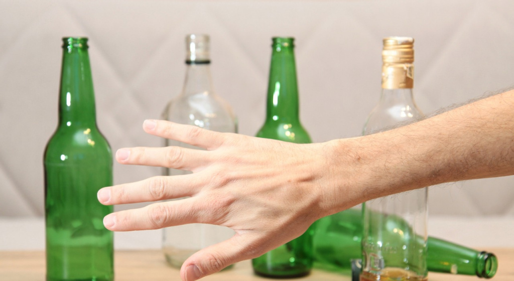 Совместимость бифрена с алкоголем.jpg Совместимость бифрена с алкоголем.jpg