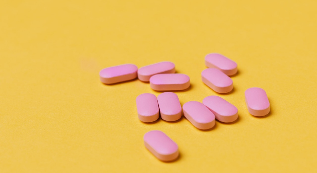 антибиотики, пробиотики, пробиотики это, антибактериальные средства, побочные эффекты от антибиотиков, антибактериальные препараты, амоксициллин, антибиотик при бронхите, антибиотики широкого спектра действия, антибиотик аугментин, антибиотик сумамед, самые популярные антибиотики, самые эффективные антибиотики, группы антибиотиков, когда пить антибиотики, как правильно пить антибиотики до еды или после, что такое антибиотики, как правильно принимать антибиотики, антибиотики это, что лечат антибиотики, инфекционные заболевания, резистентность к антибиотикам, медикаменты, лекарственные средства, препараты, устойчивость к антибиотику, антибиотик зиннат, антибиотик левофлоксацин