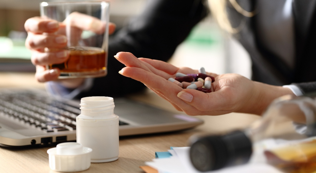 Гидазепам противопоказания гидазепам и алкоголь, алкоголь и гидазепам, гидазепам как принимать, таблетки гидазепам, гидазепам таблетки, гидазепам іс, как принимать гидазепам до еды или после, гидазепам это, гидазепам привыкание, как принимать гидазепам, как пить гидазепам, гидазепам показания, гидазепам таблетки и алкоголь, гидазепам детям, дневной транквилизатор