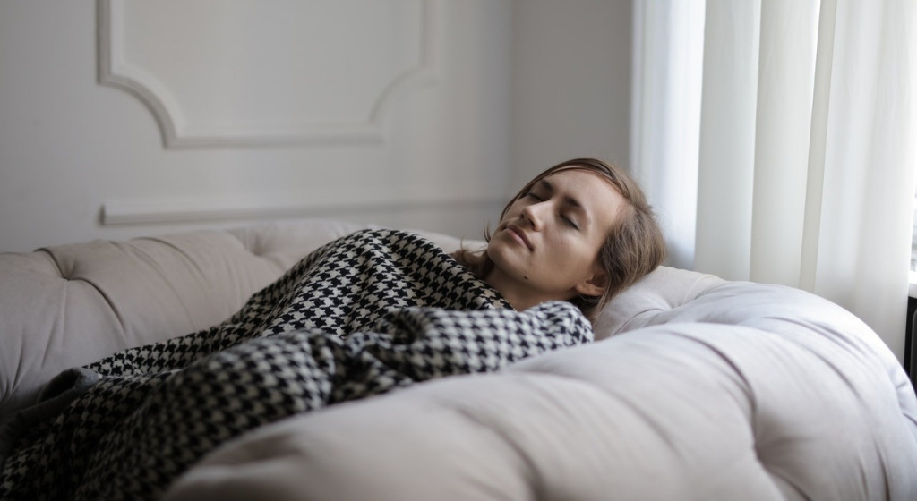 сон, ночной сон, ночной отдых, сон и похудение, как связан сон и похудение, как ускорить метаболизм и сбросить лишний вес, лишний вес, недостаток сна последствия, недостаток сна увеличение веса, недостаток сна и лишний вес, ускорения метаболизма, спорт и сон, сон во время похудения, качество сна, как улучшить качество сна, как улучшить сон, недостаток сна, недосыпание