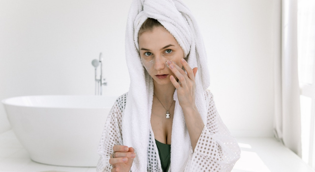 Гиалуроновая кислота для лица гиалуроновая кислота, крем с гиалуроновой кислотой, гиалуроновая кислота в аптеке, гиалуроновая кислота для лица, сыворотка с гиалуроновой кислотой, гиалуроновая кислота это, гиалуроновая кислота в косметологии, крем для лица с гиалуроновой кислотой, что такое гиалуроновая кислота, гиалуроновая кислота противопоказания, аллергия на гиалуроновую кислоту, какой крем с гиалуроновой кислотой самый лучший, сыворотка для лица с гиалуроновой кислотой, гиалуроновая кислота применение, гиалуроновая кислота в косметики, уколы гиалуроновой кислоты, инъекции гиалуроновой кислоты, лучший крем с гиалуроновой кислотой