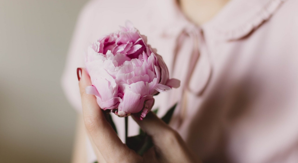 пмс, предменструальный синдром, противозачаточные таблетки от пмс, что такое пмс, симптомы пмс, эстроген, прогестерон, менструальный цикл у женщин, гормональные лекарственные средства, противозачаточные таблетки, как принимать противозачаточные таблетки, облегчить пмс, гормональные контрацептивы, противозачаточные, таблетки от пмс, менструальный цикл